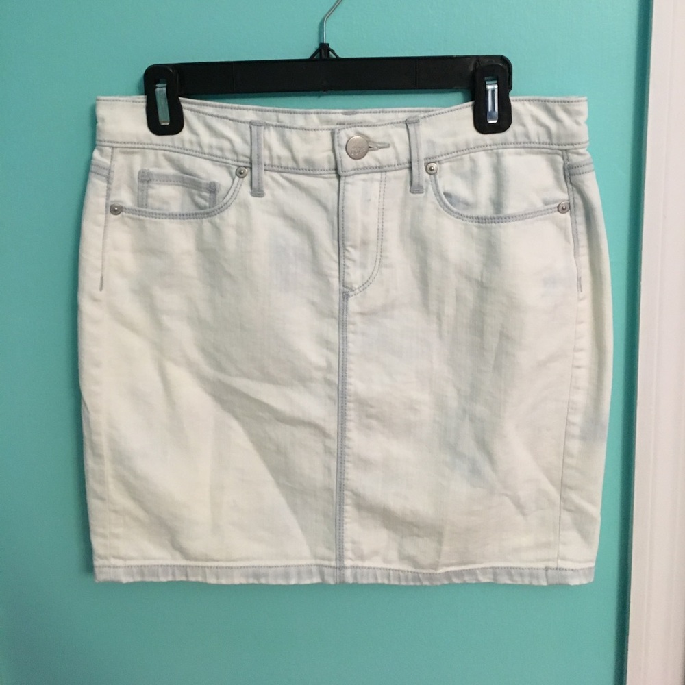 LOFT Light Wash Denim Skirt